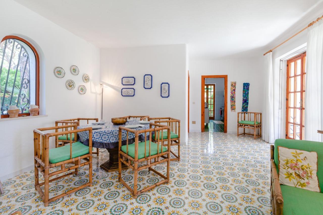 Villetta Con Giardino Esclusivo Di 1000 Mq, Piscina, Tennis, Calcio, Bocce Forio  Ngoại thất bức ảnh
