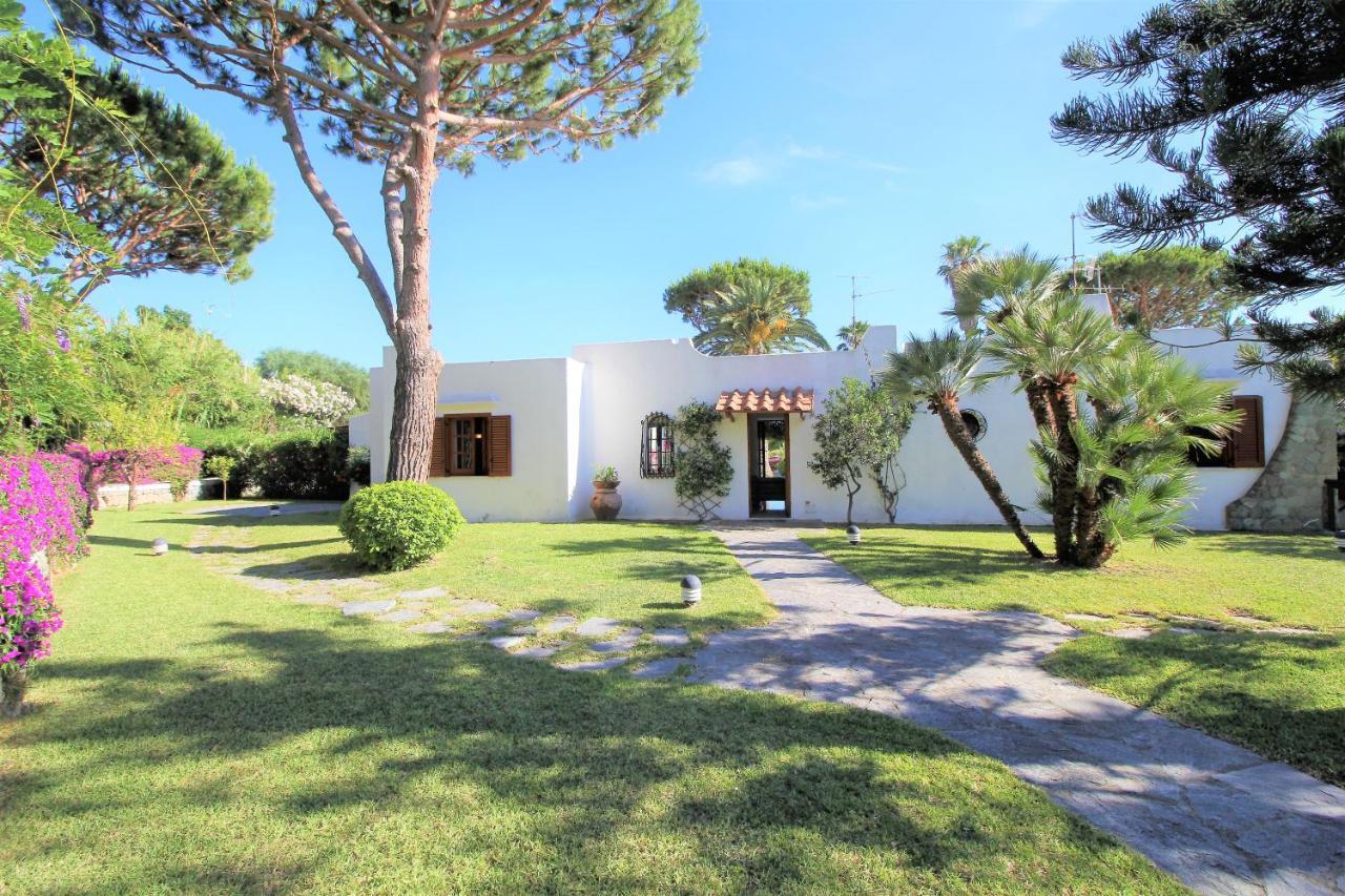 Villetta Con Giardino Esclusivo Di 1000 Mq, Piscina, Tennis, Calcio, Bocce Forio  Ngoại thất bức ảnh